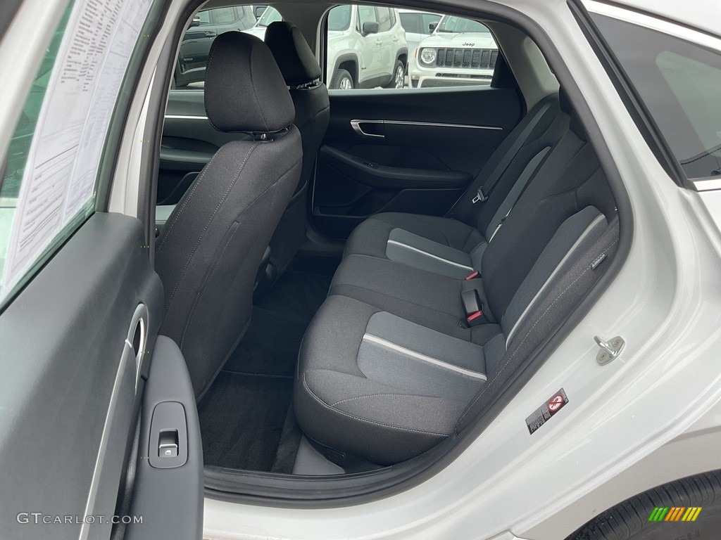 2022 Hyundai Sonata SE Rear Seat Photo #145799017