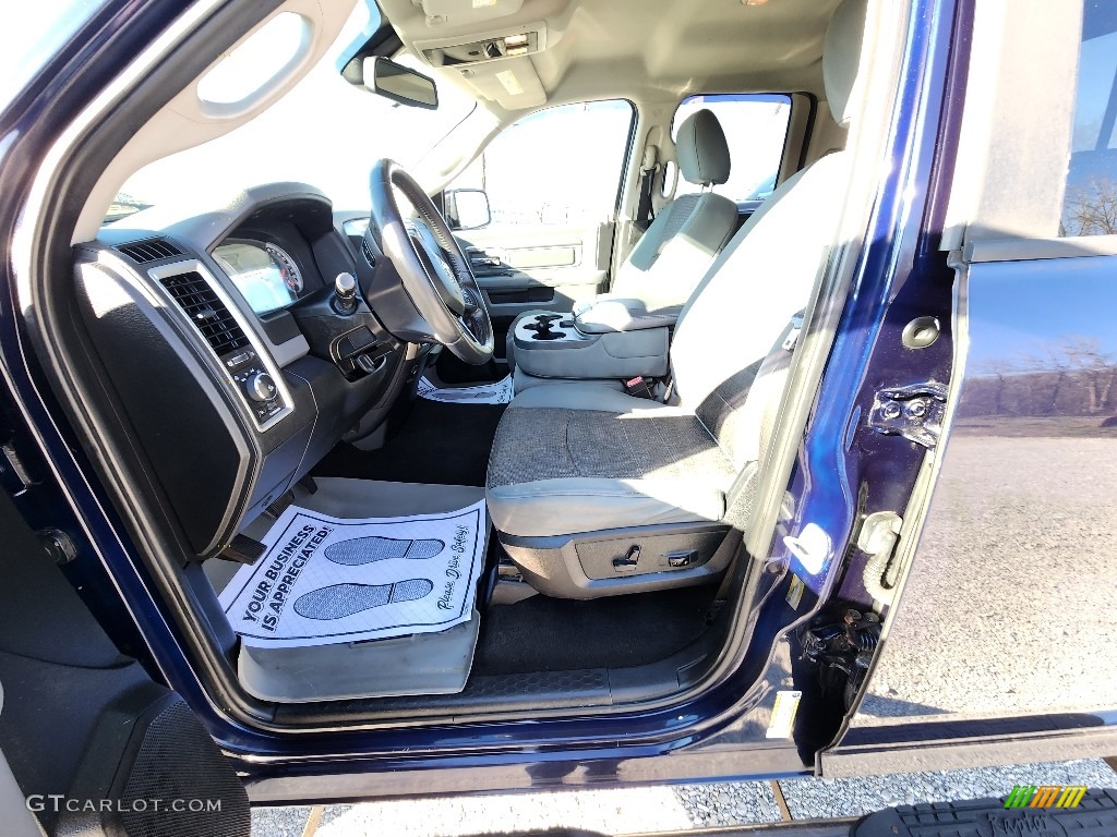 2014 1500 Big Horn Quad Cab 4x4 - True Blue Pearl Coat / Black/Diesel Gray photo #7