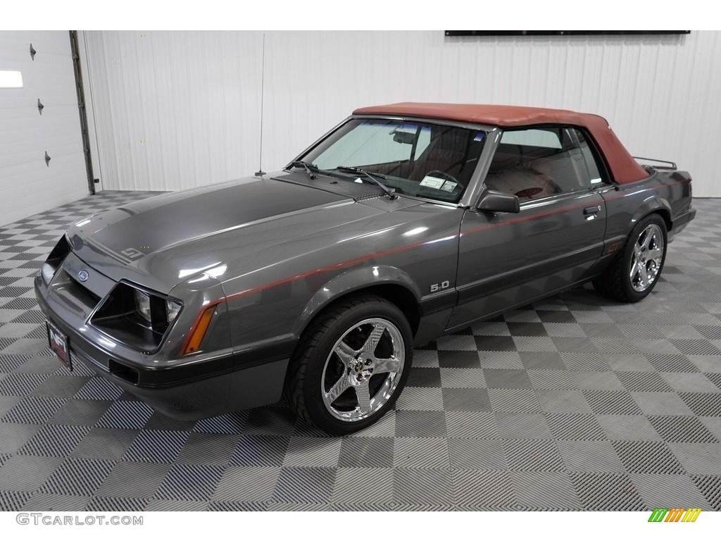 1986 Mustang GT Convertible - Dark Gray Metallic / Red photo #1