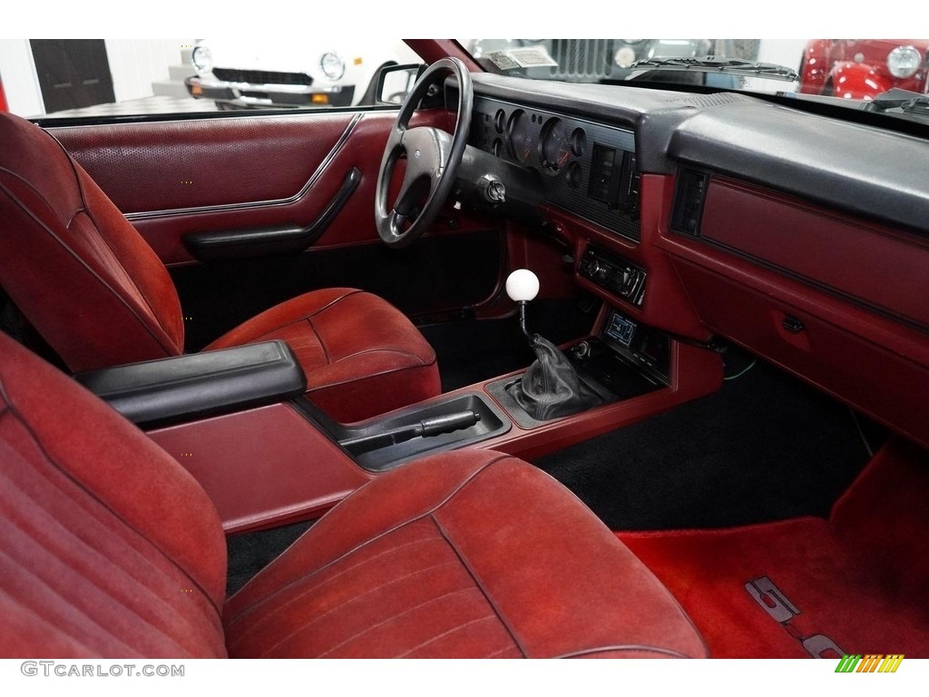 1986 Ford Mustang GT Convertible Red Dashboard Photo #145805934