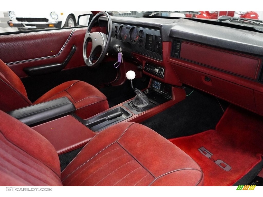 Red Interior 1986 Ford Mustang GT Convertible Photo #145805974