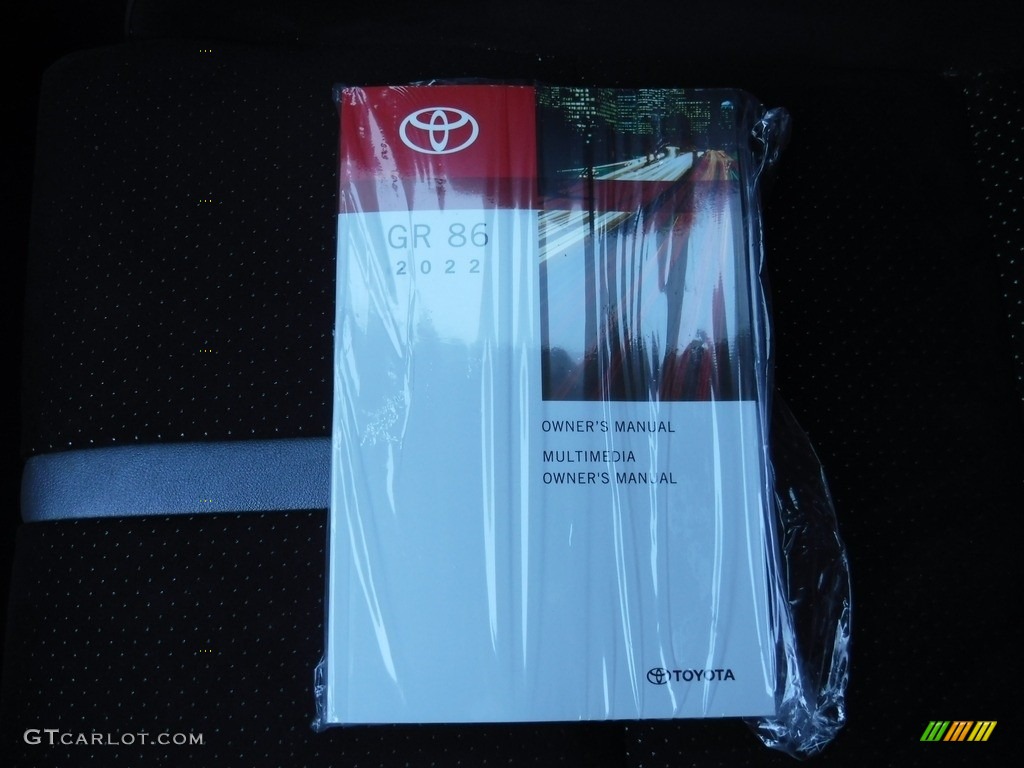 2022 Toyota GR86 Premium Coupe Books/Manuals Photo #145806253