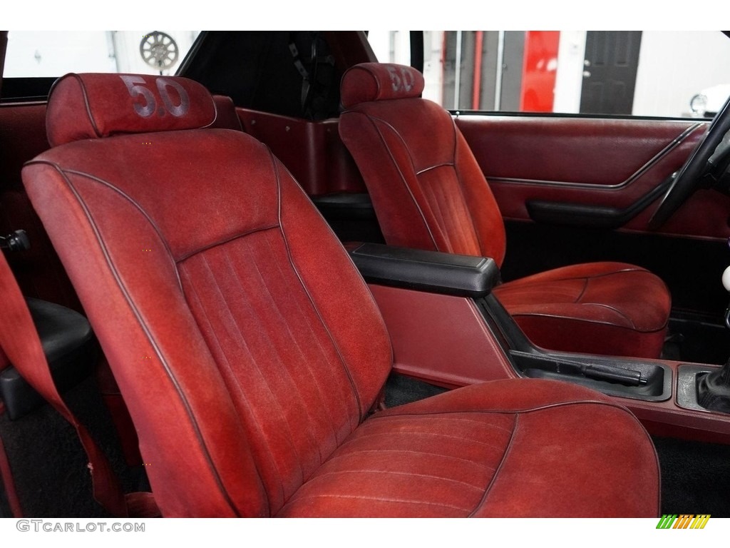 Red Interior 1986 Ford Mustang GT Convertible Photo #145806388