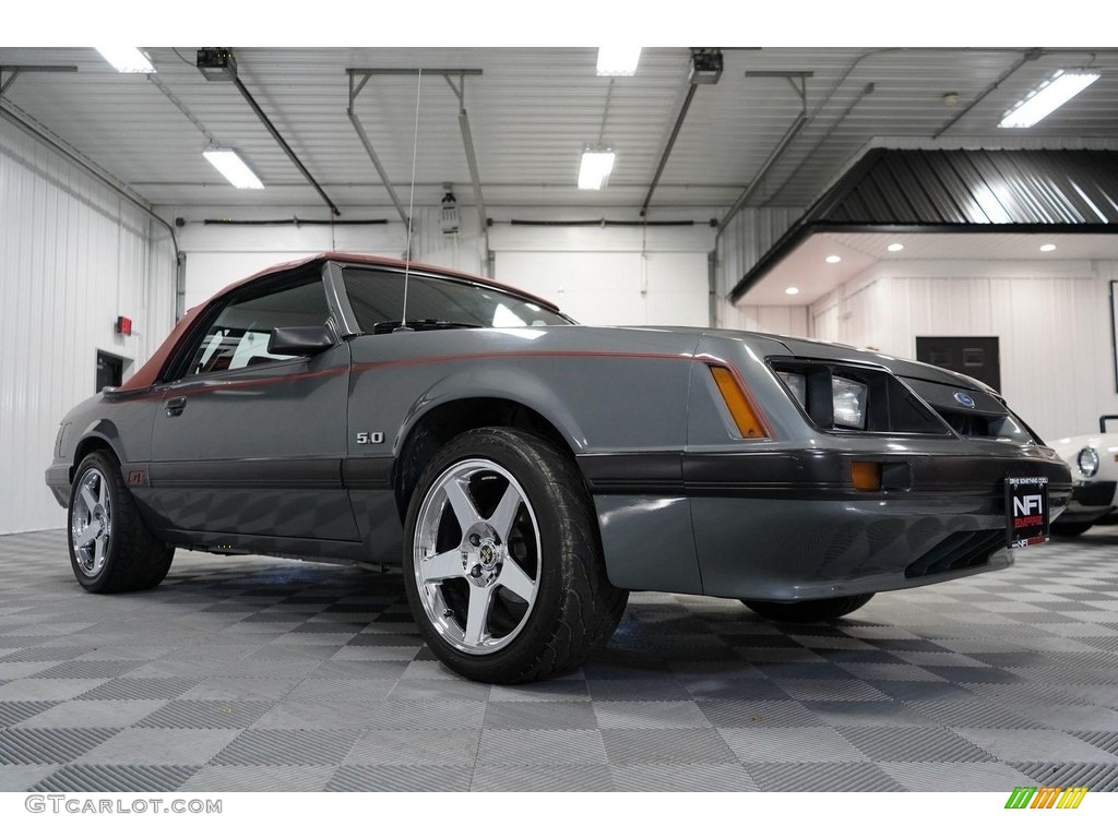 1986 Mustang GT Convertible - Dark Gray Metallic / Red photo #39
