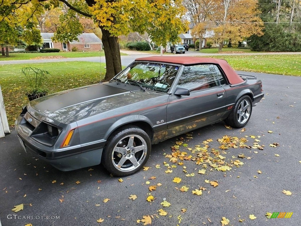 Dark Gray Metallic 1986 Ford Mustang GT Convertible Exterior Photo #145806787