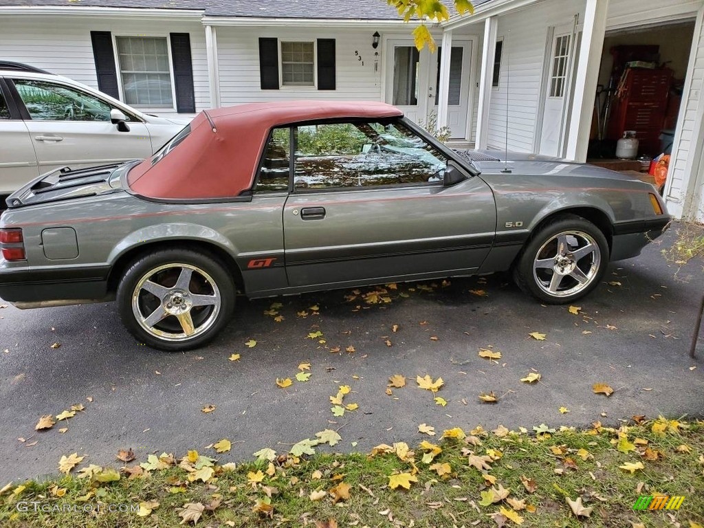 1986 Mustang GT Convertible - Dark Gray Metallic / Red photo #42