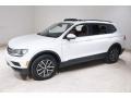 Pure White - Tiguan SE 4MOTION Photo No. 3