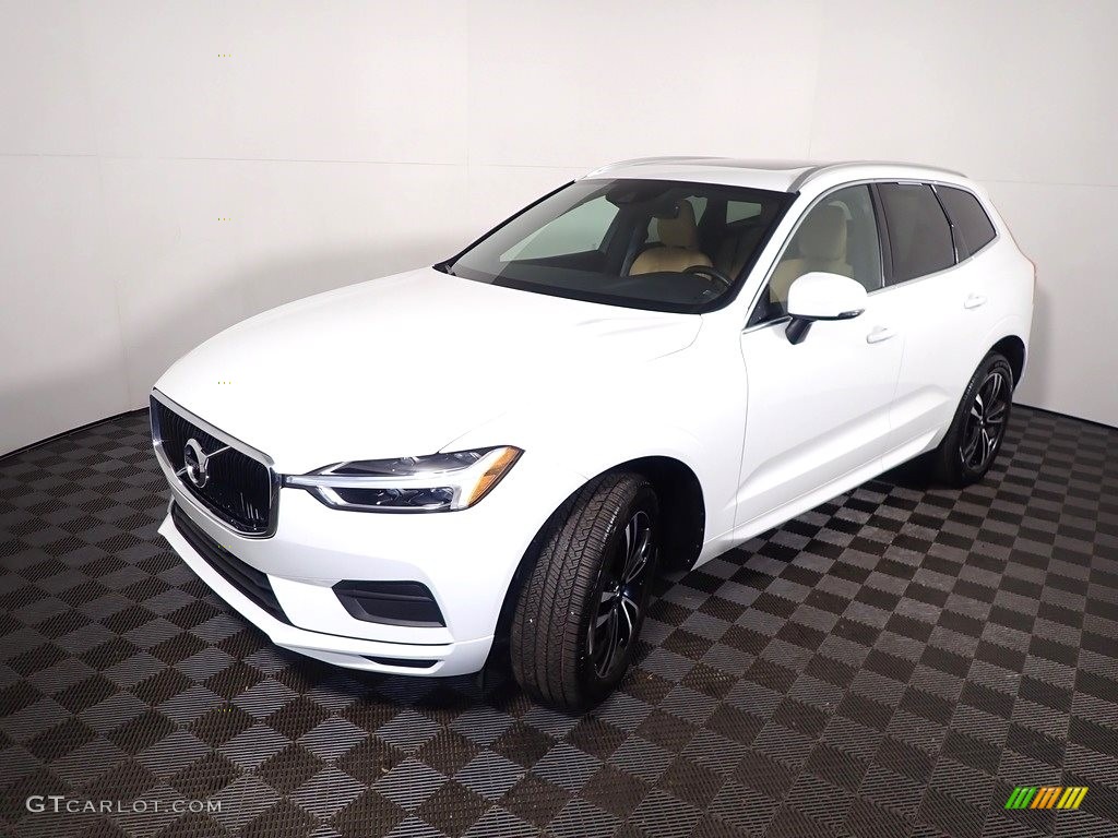 2020 XC60 T6 AWD Momentum - Ice White / Amber photo #9