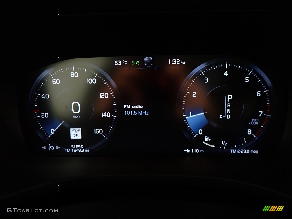 2020 XC60 T6 AWD Momentum - Ice White / Amber photo #26