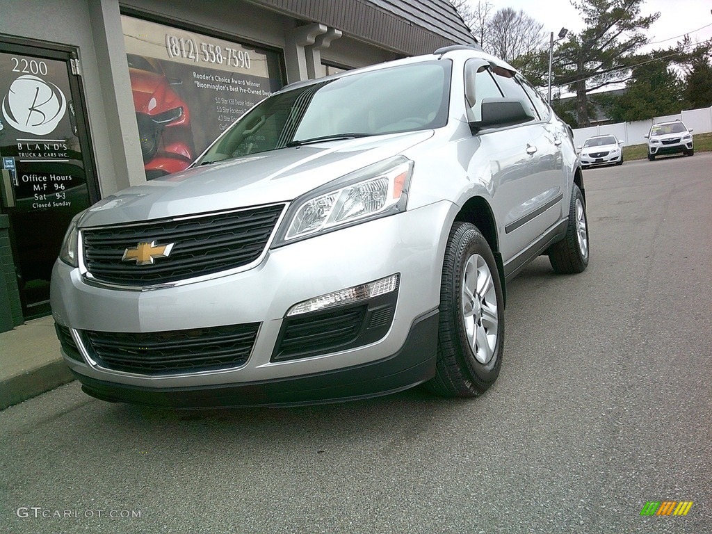 2017 Traverse LS AWD - Silver Ice Metallic / Dark Titanium/Light Titanium photo #41