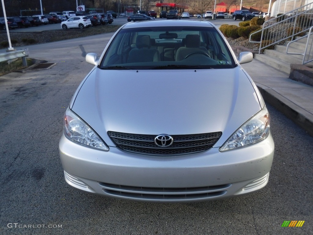 2004 Camry LE - Lunar Mist Metallic / Stone photo #8