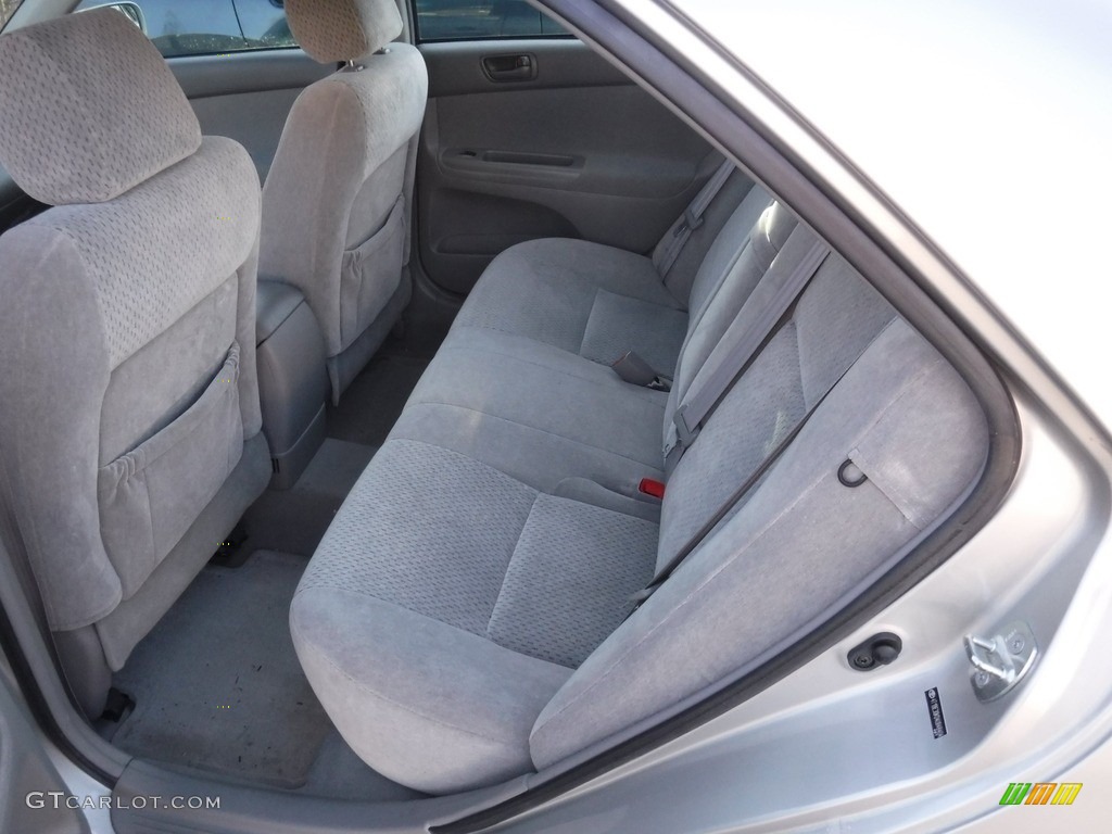 2004 Camry LE - Lunar Mist Metallic / Stone photo #26