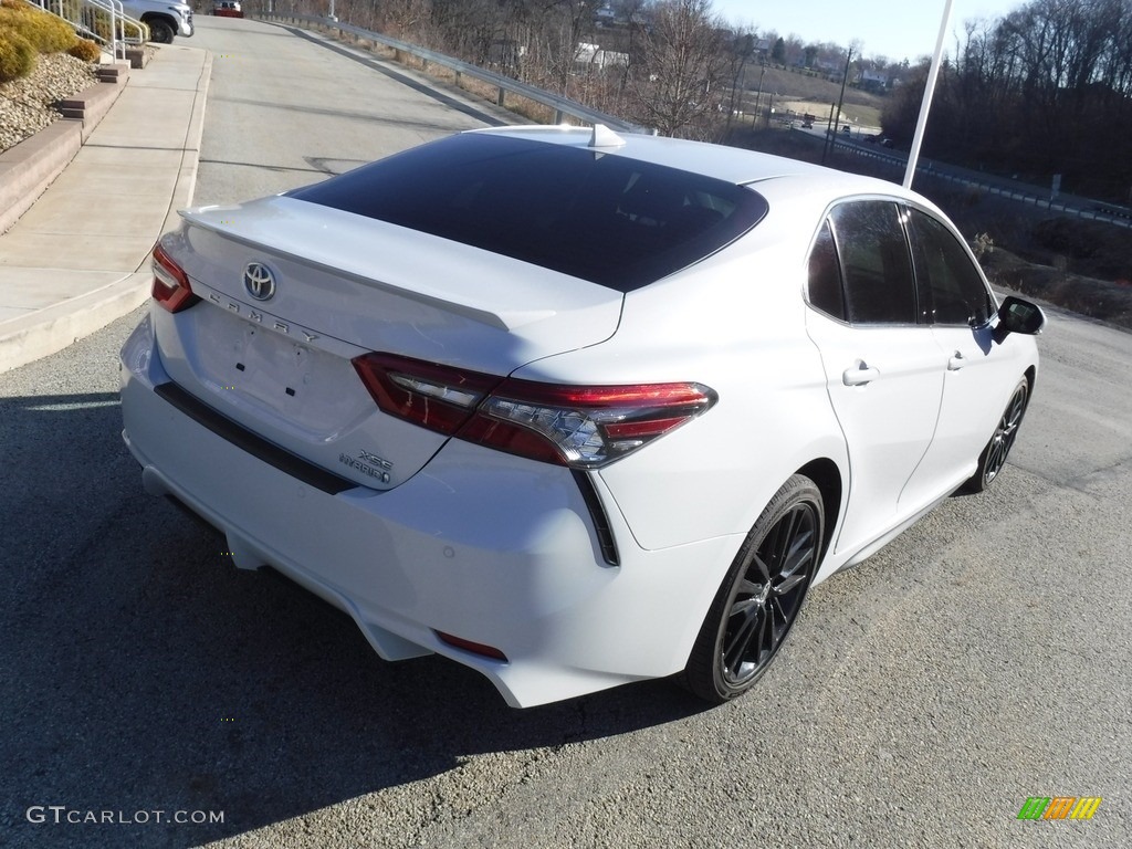 2023 Camry XSE Hybrid - Ice Edge / Black photo #18