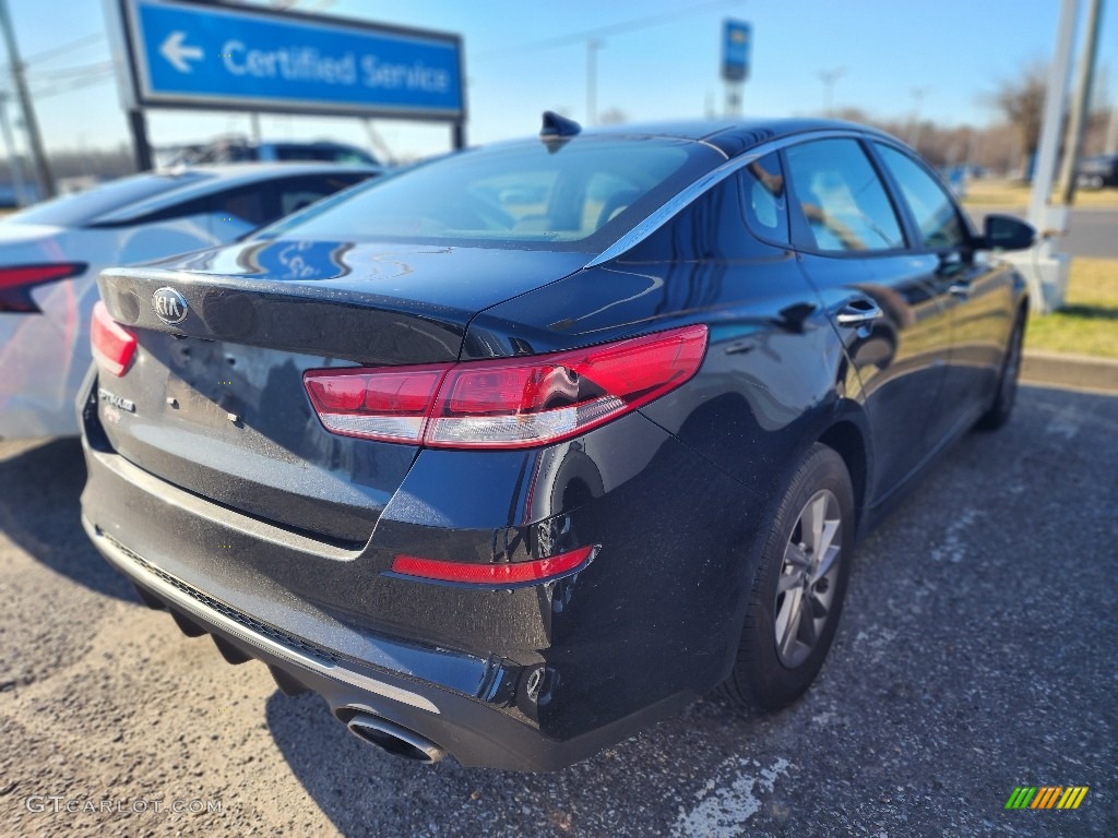 2020 Optima LX - Black / Black photo #4