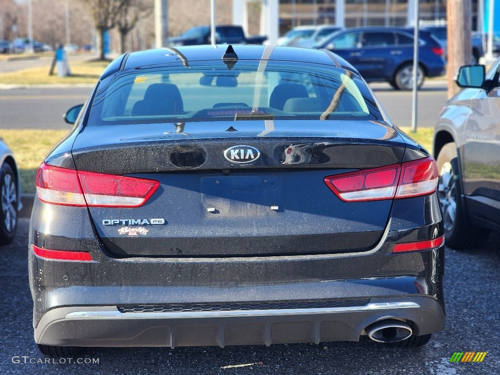 2020 Optima LX - Black / Black photo #5
