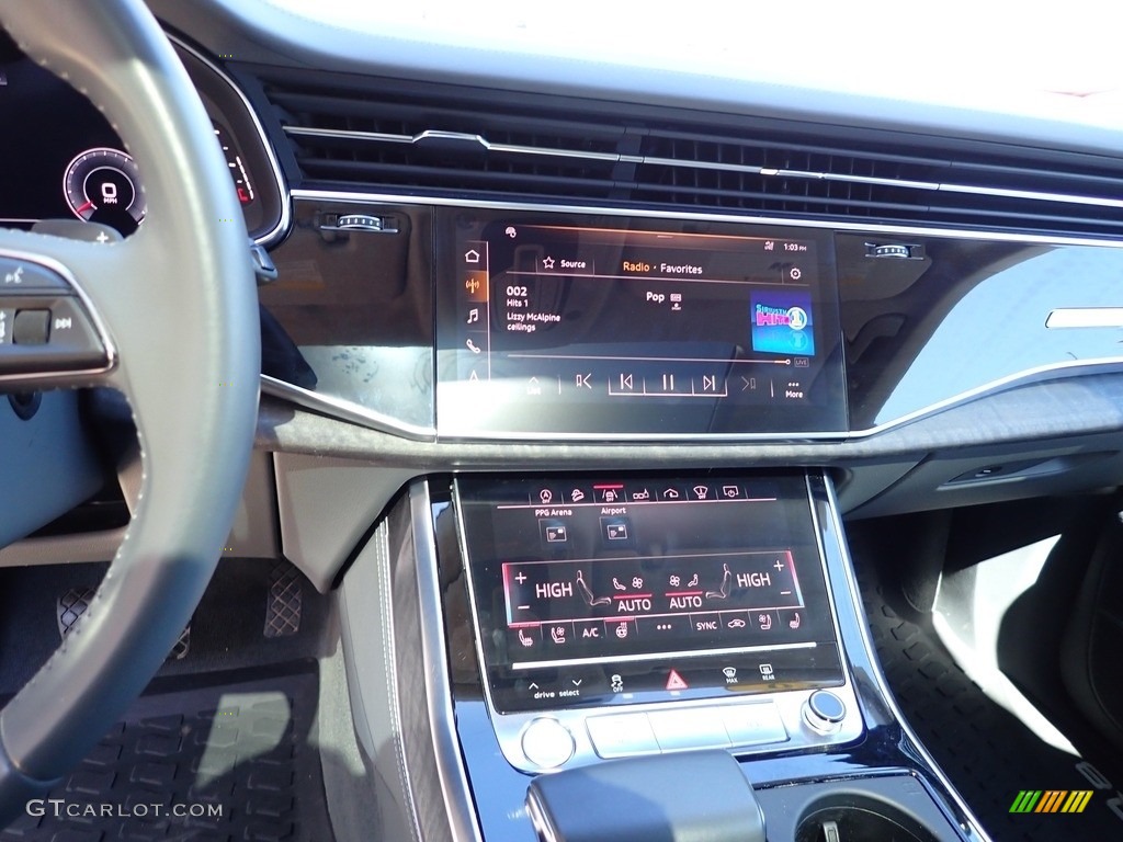2019 Audi Q8 55 Prestige quattro Controls Photos
