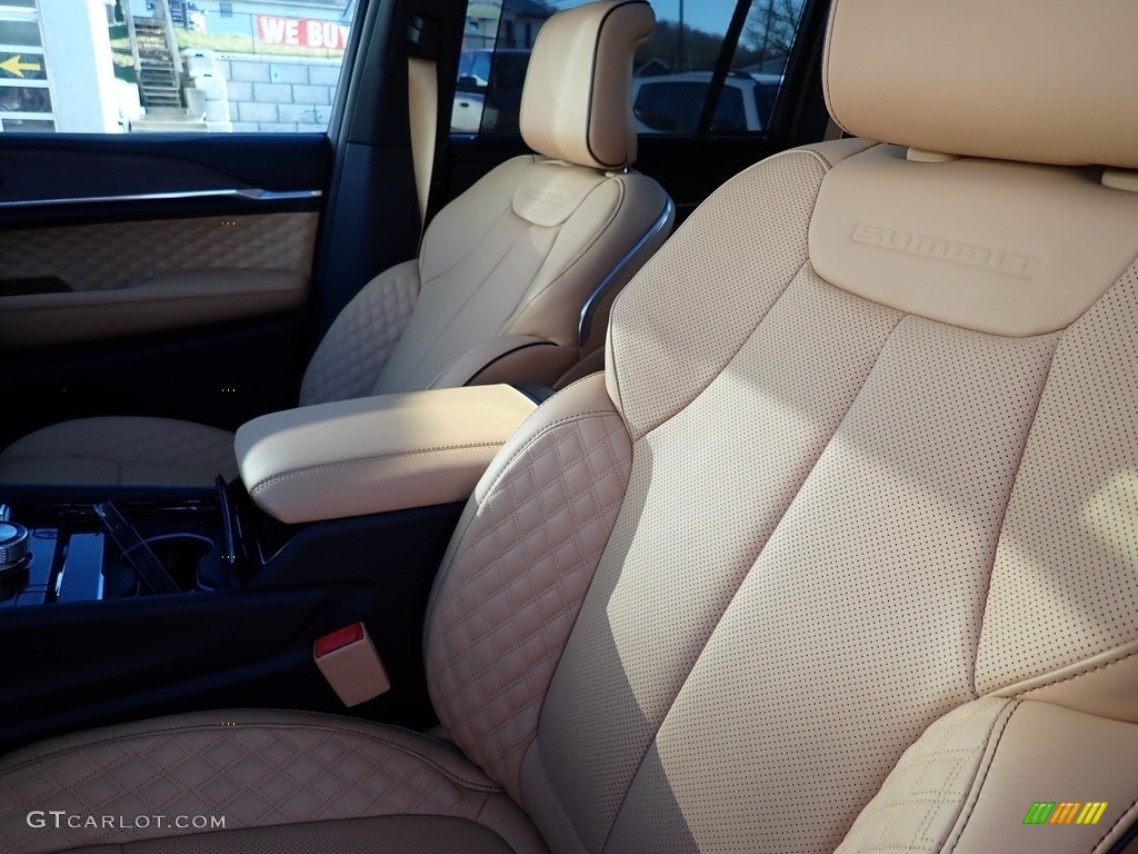 2023 Jeep Grand Cherokee Summit 4x4 Front Seat Photo #145815161