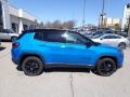  2022 Compass Altitude 4x4 Laser Blue Pearl