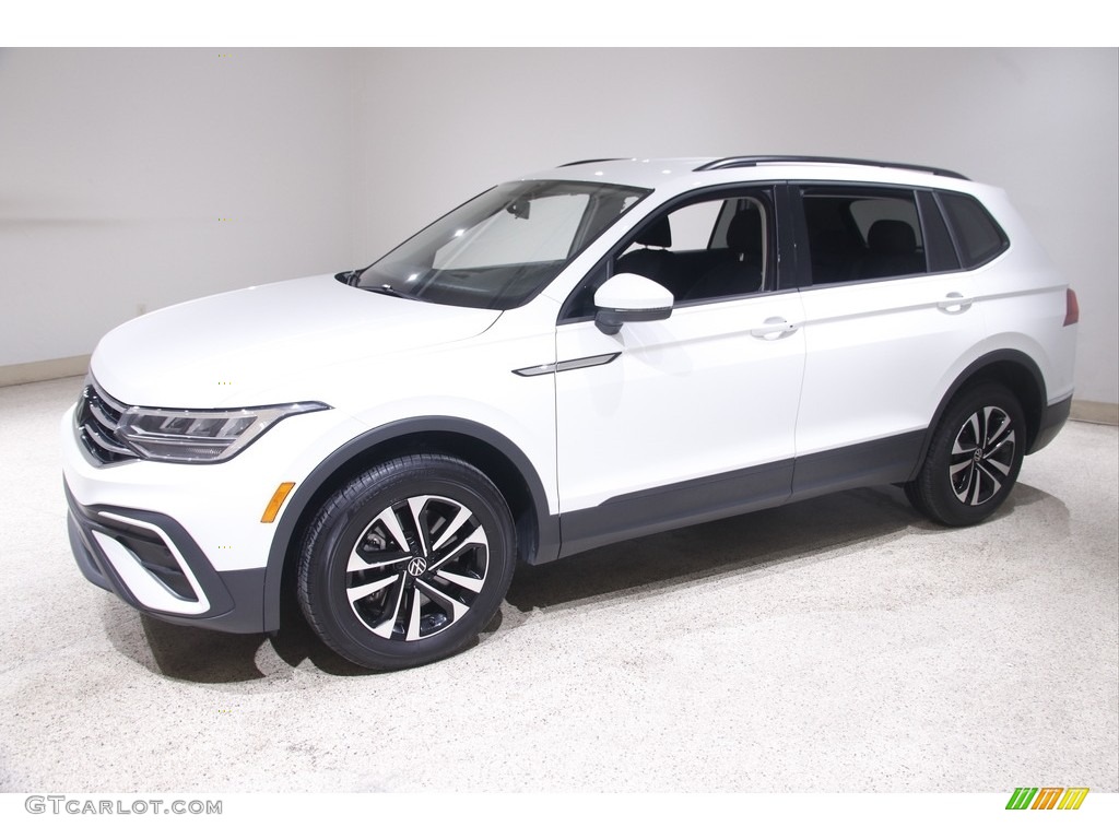 2022 Volkswagen Tiguan S 4Motion Exterior Photos