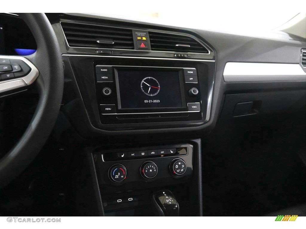 2022 Volkswagen Tiguan S 4Motion Controls Photo #145819394