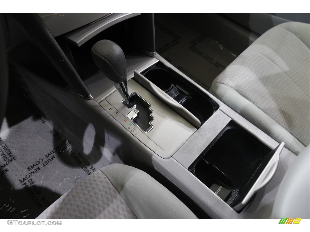 2011 Camry LE - Super White / Ash photo #13