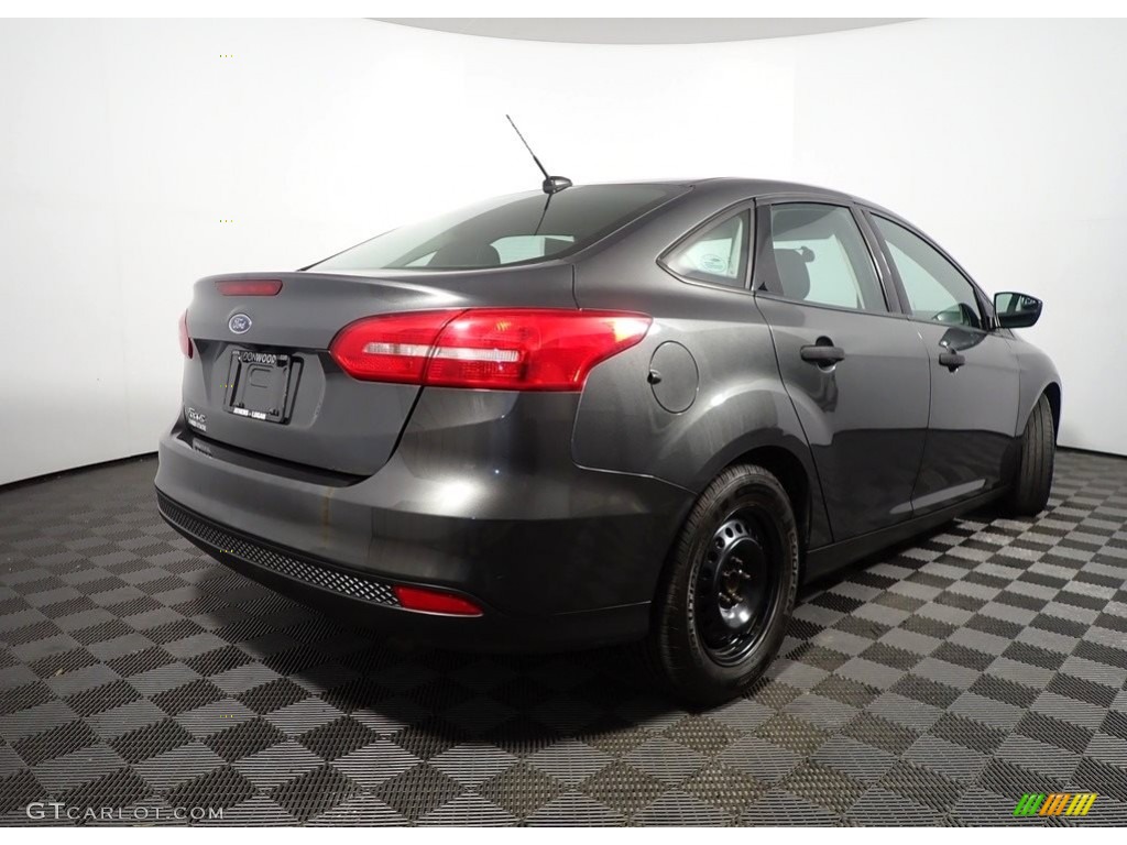 2016 Focus S Sedan - Magnetic / Charcoal Black photo #16