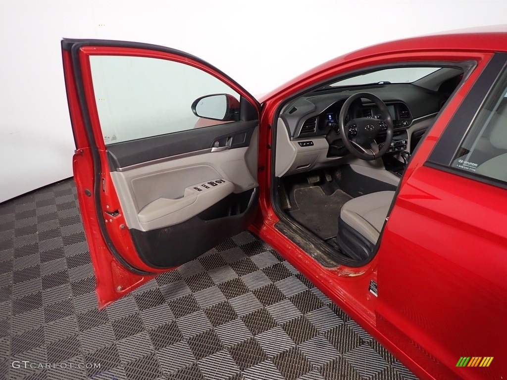 2020 Elantra SEL - Scarlet Red Pearl / Gray photo #17
