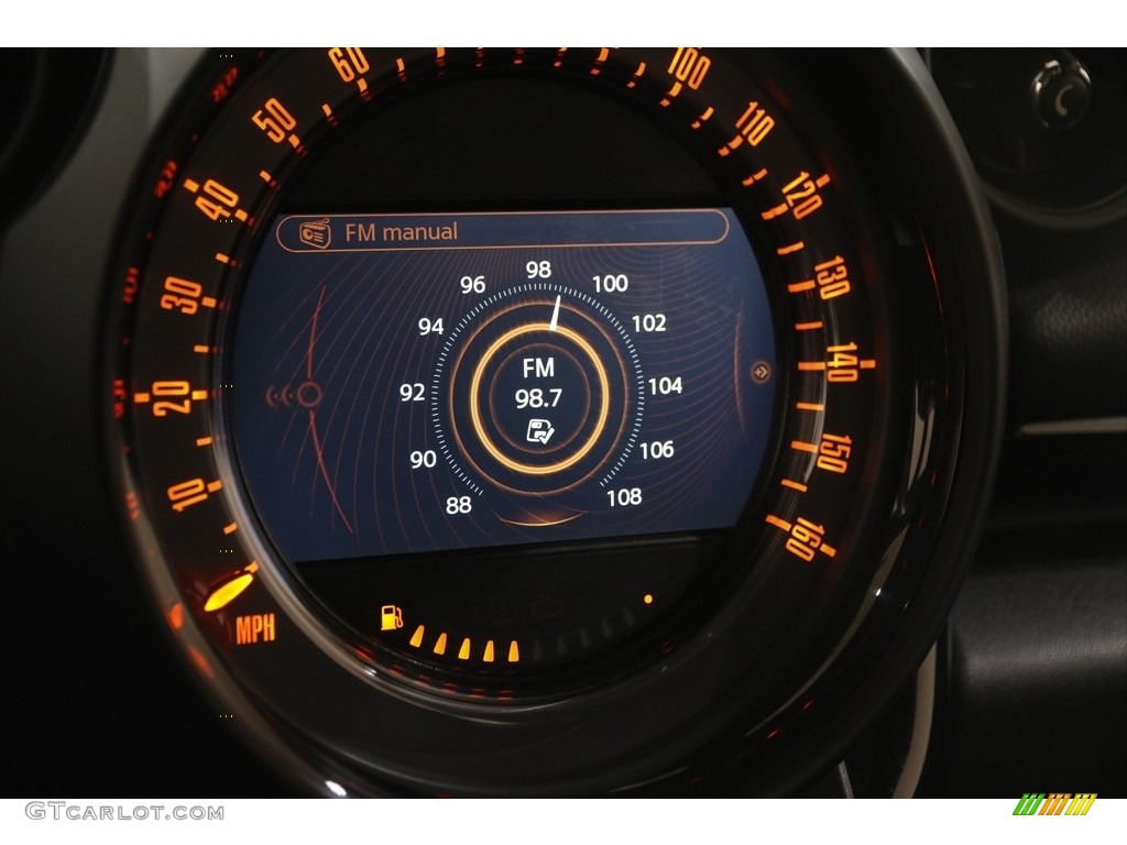 2015 Mini Countryman Cooper S All4 Audio System Photos