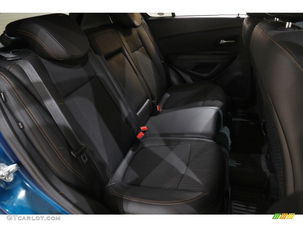 2020 Trax LT - Pacific Blue Metallic / Jet Black photo #14