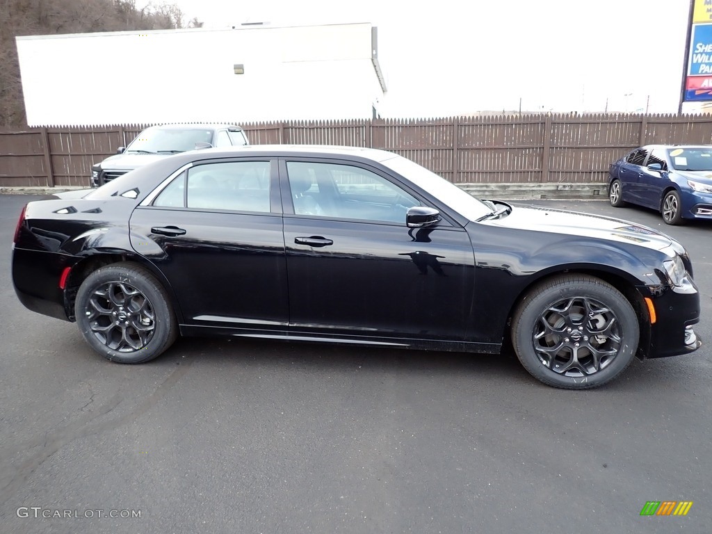 Gloss Black 2023 Chrysler 300 Touring AWD Exterior Photo #145829076