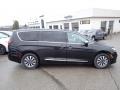 2023 Brilliant Black Crystal Pearl Chrysler Pacifica Hybrid Limited  photo #6
