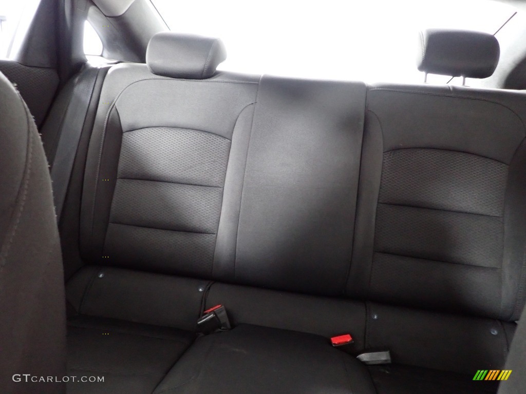 2019 Malibu LS - Mosaic Black Metallic / Jet Black photo #21