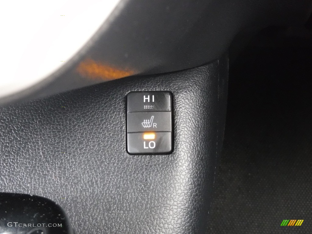 2018 Prius Prime Premium - Titanium Glow / Black photo #16