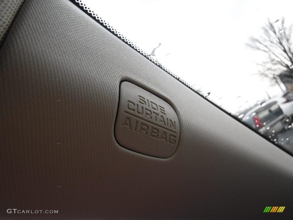 2018 Accord LX Sedan - Modern Steel Metallic / Black photo #13