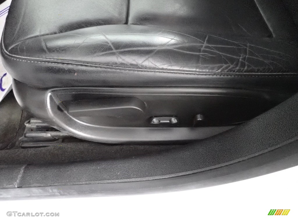 2016 Chevrolet Impala Limited LTZ Front Seat Photo #145832049
