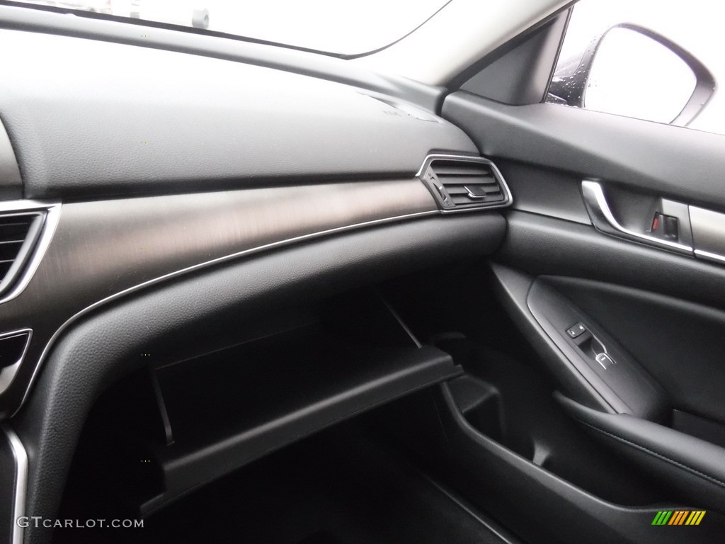 2018 Accord LX Sedan - Modern Steel Metallic / Black photo #21