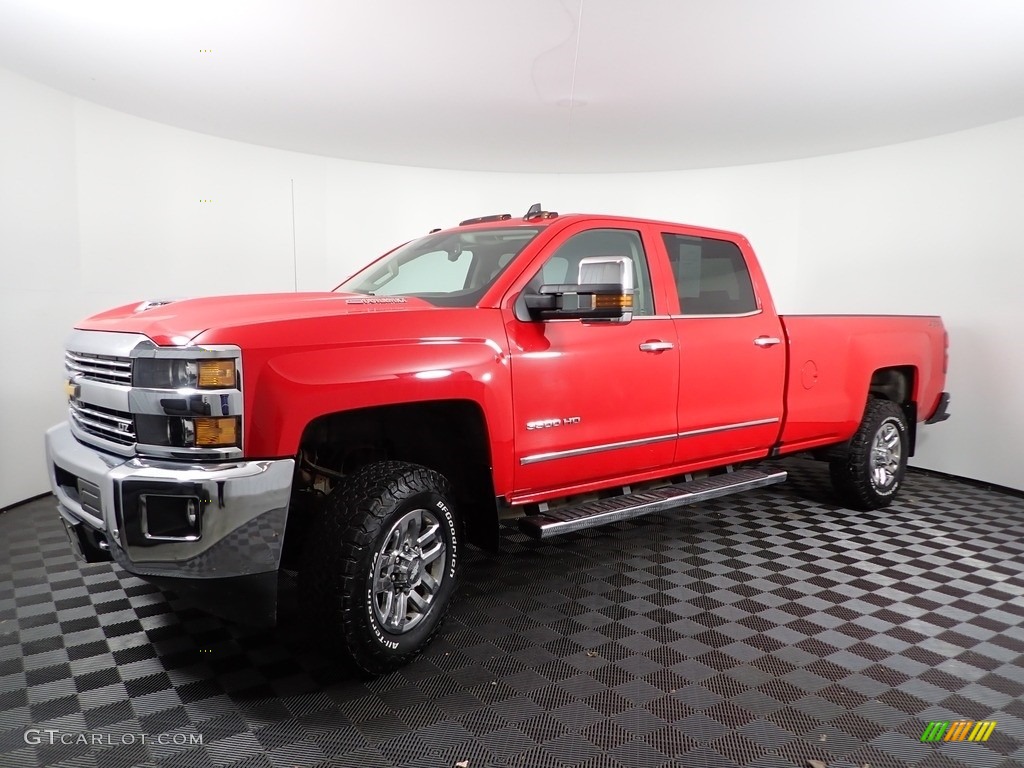 2019 Silverado 3500HD LTZ Crew Cab 4x4 - Red Hot / Cocoa/­Dune photo #8