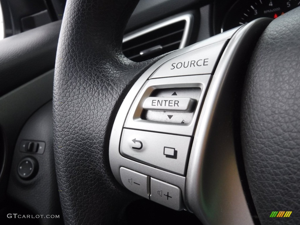 2016 Nissan Rogue SV AWD Charcoal Steering Wheel Photo #145832640