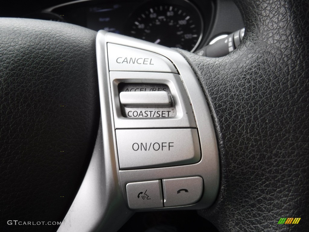 2016 Nissan Rogue SV AWD Steering Wheel Photos