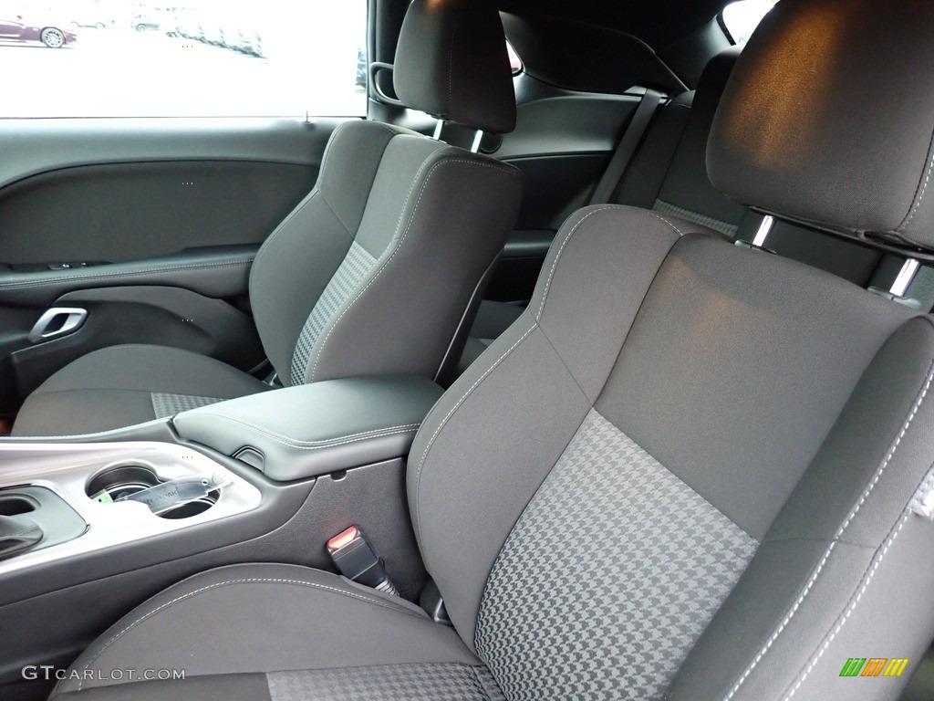 2022 Dodge Challenger GT AWD Blacktop Front Seat Photos