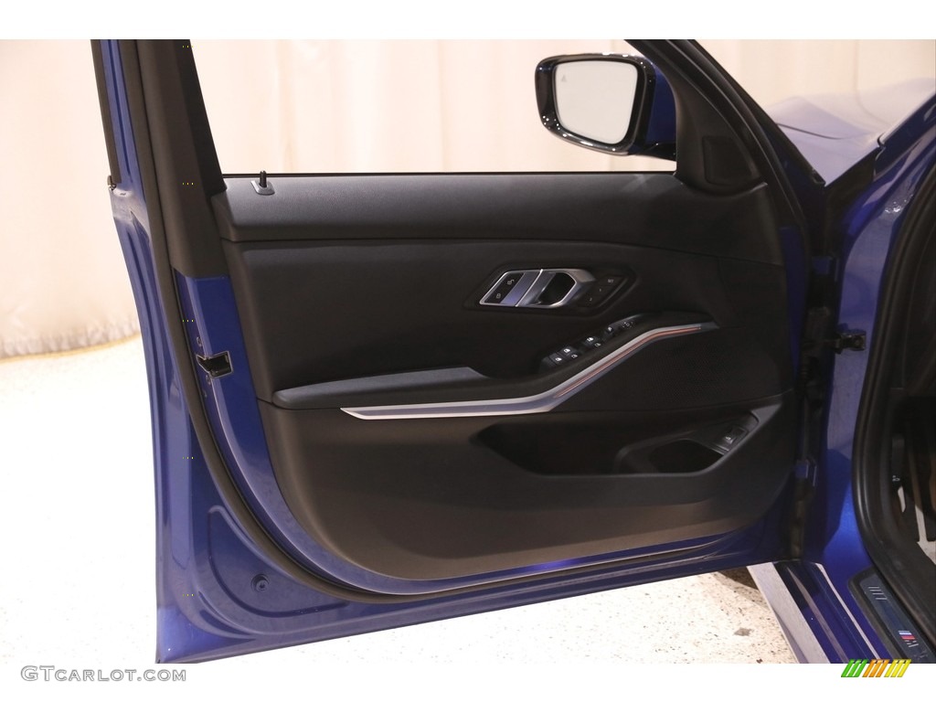 2020 3 Series 330i xDrive Sedan - Portimao Blue Metallic / Black photo #4