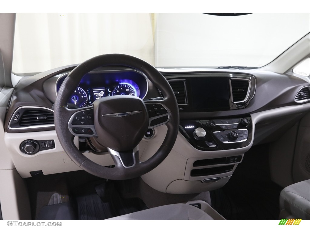 2017 Pacifica Touring - Dark Cordovan Pearl / Cognac/Alloy/Toffee photo #6