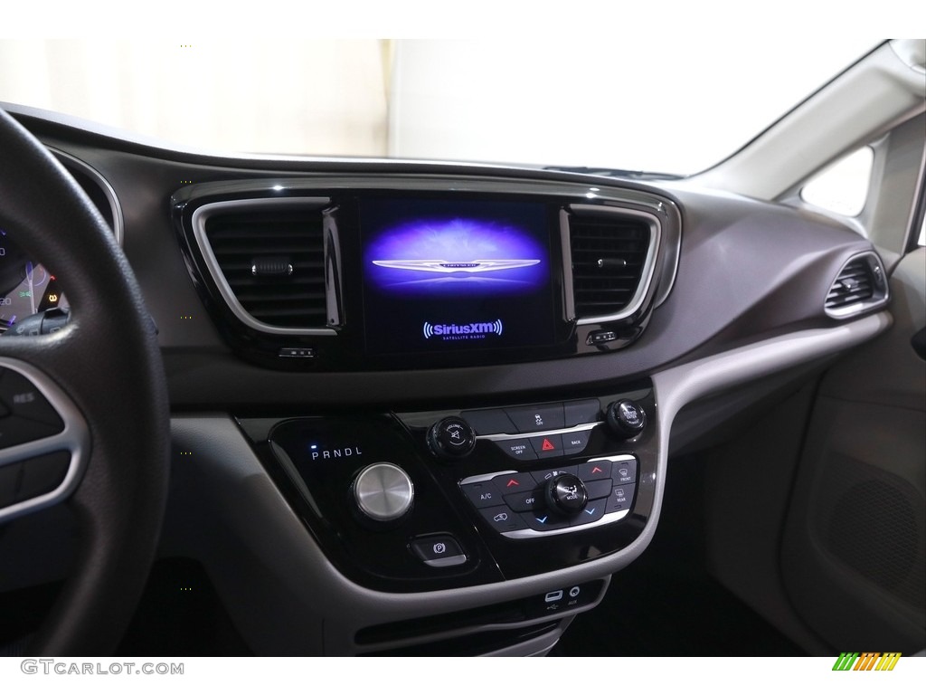 2017 Pacifica Touring - Dark Cordovan Pearl / Cognac/Alloy/Toffee photo #9