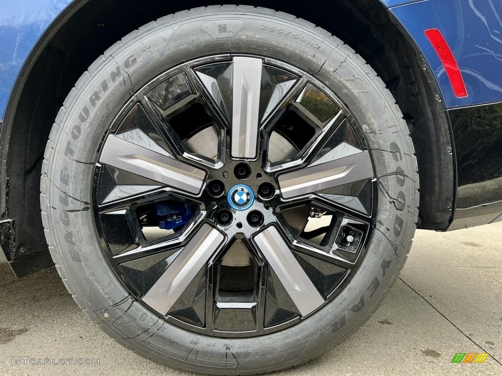 2023 BMW iX xDrive50 Wheel Photos