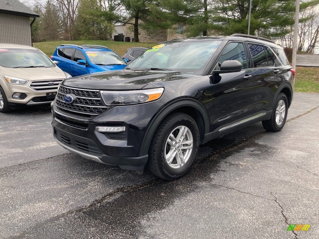 2021 Explorer XLT - Agate Black Metallic / Ebony photo #2