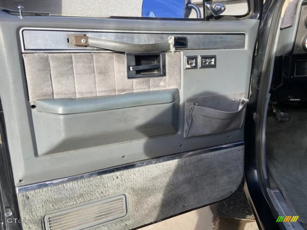 1987 Chevrolet Blazer Silverado 4x4 Slate Gray Door Panel Photo #145838829