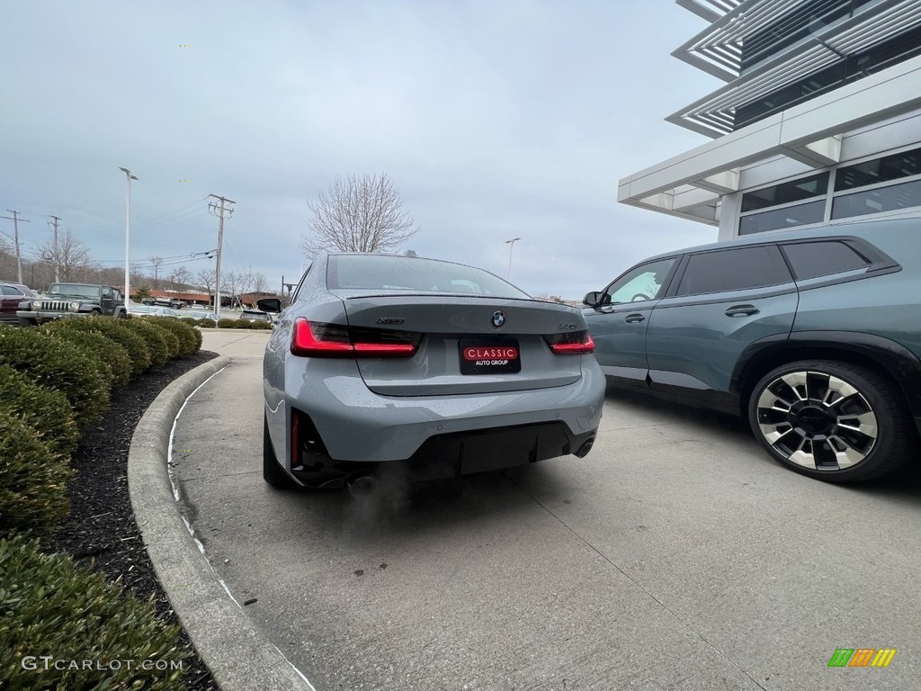 2023 3 Series 330i xDrive Sedan - Brooklyn Gray Metallic / Black photo #2