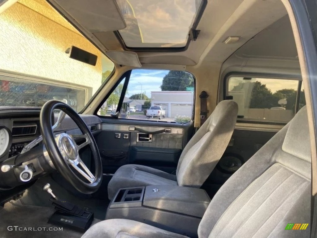 1987 Chevrolet Blazer Silverado 4x4 Front Seat Photo #145838898