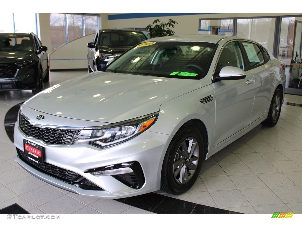 2020 Optima LX - Sparkling Silver / Black photo #1