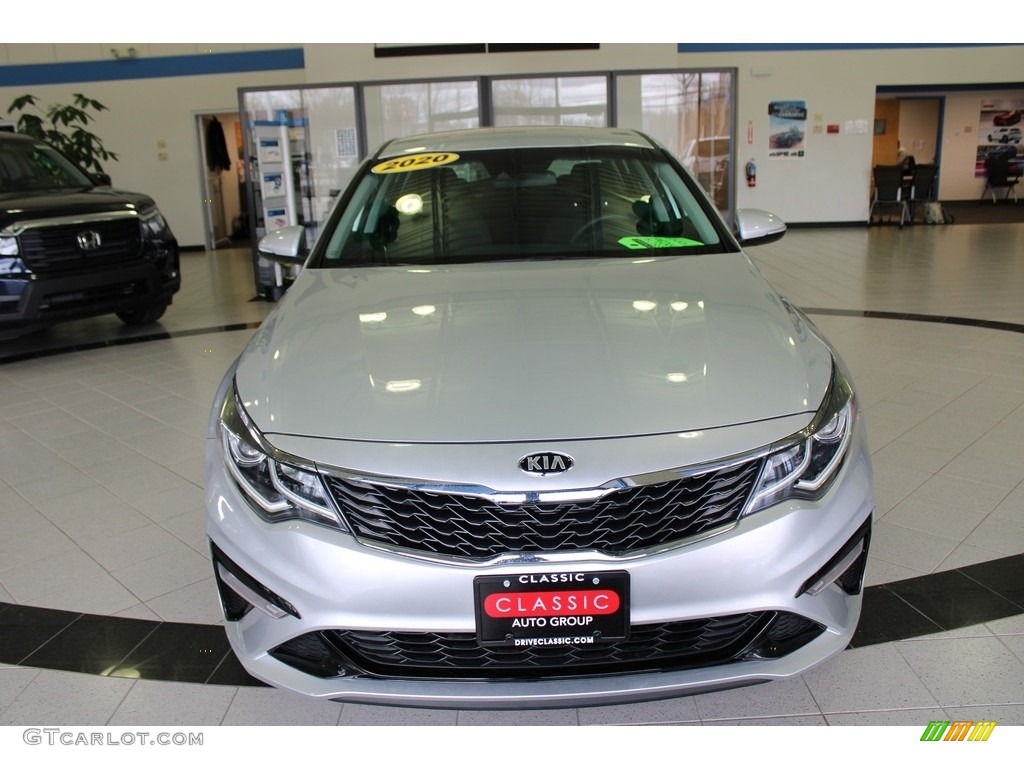2020 Optima LX - Sparkling Silver / Black photo #2